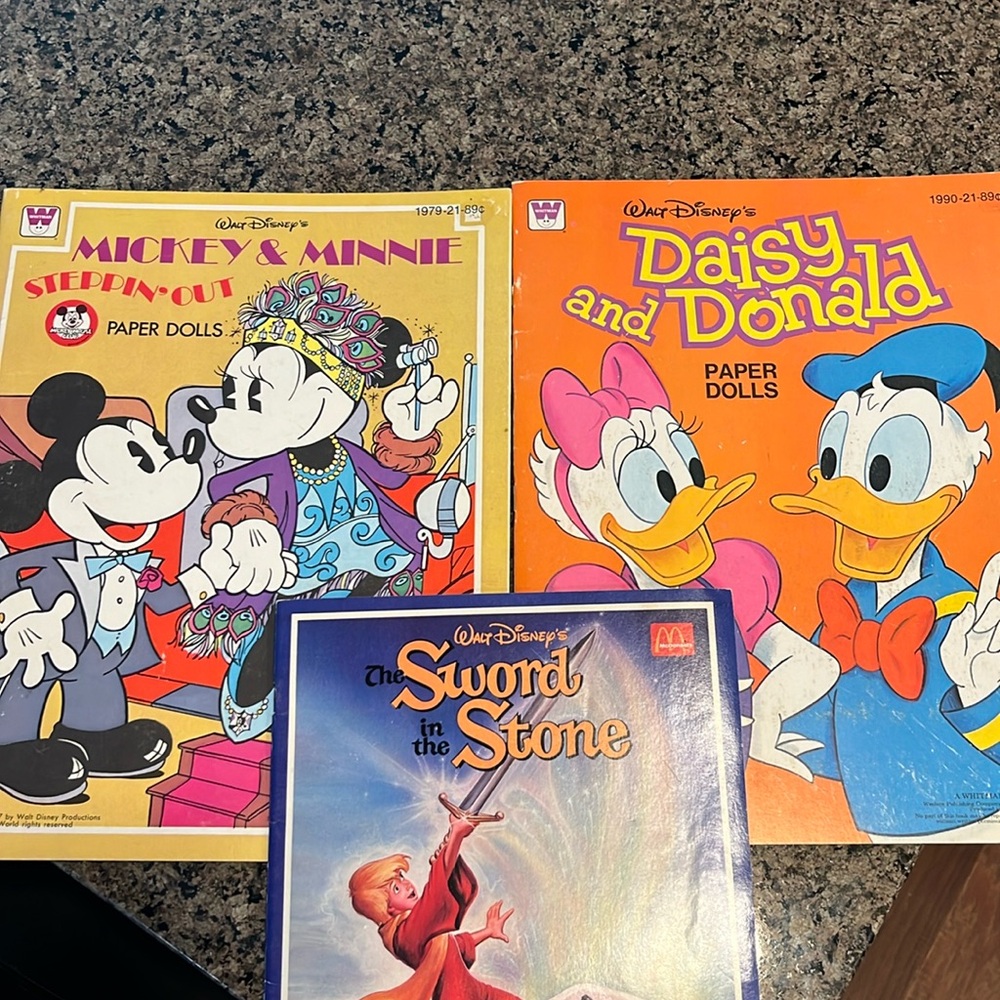 Disney paper dolls - never used and bonus activity book